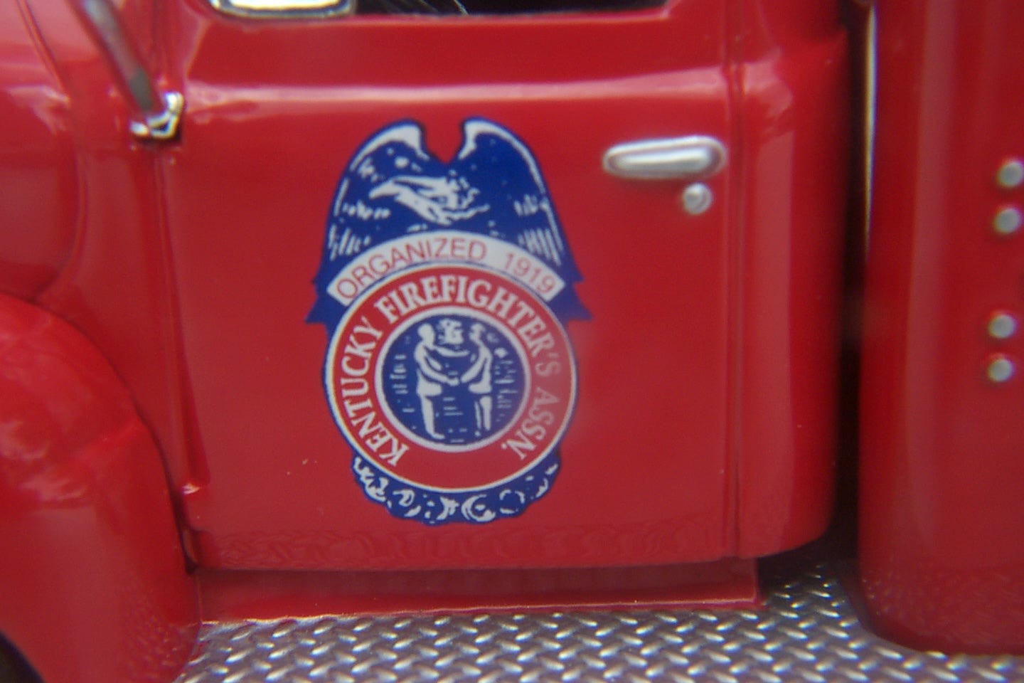 First Gear 1951 Ford Model Fire Truckn