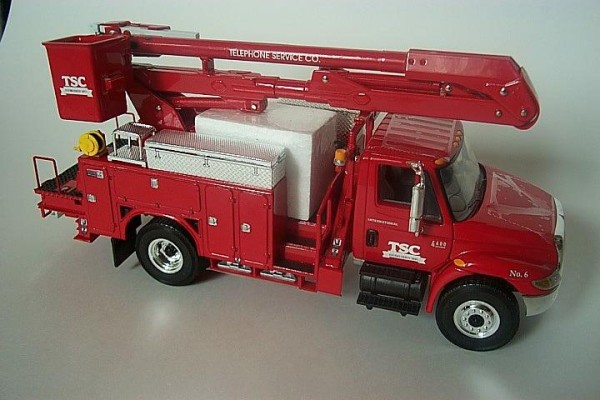 First Gear International Bucket Truck