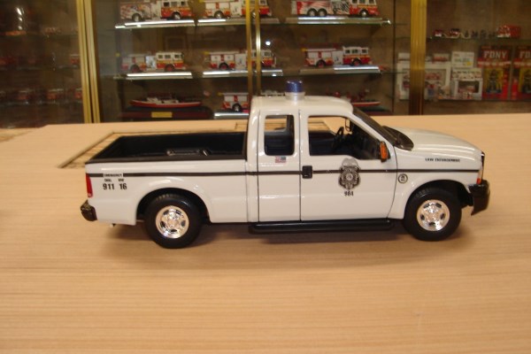 Model Polce Pickup Ford 